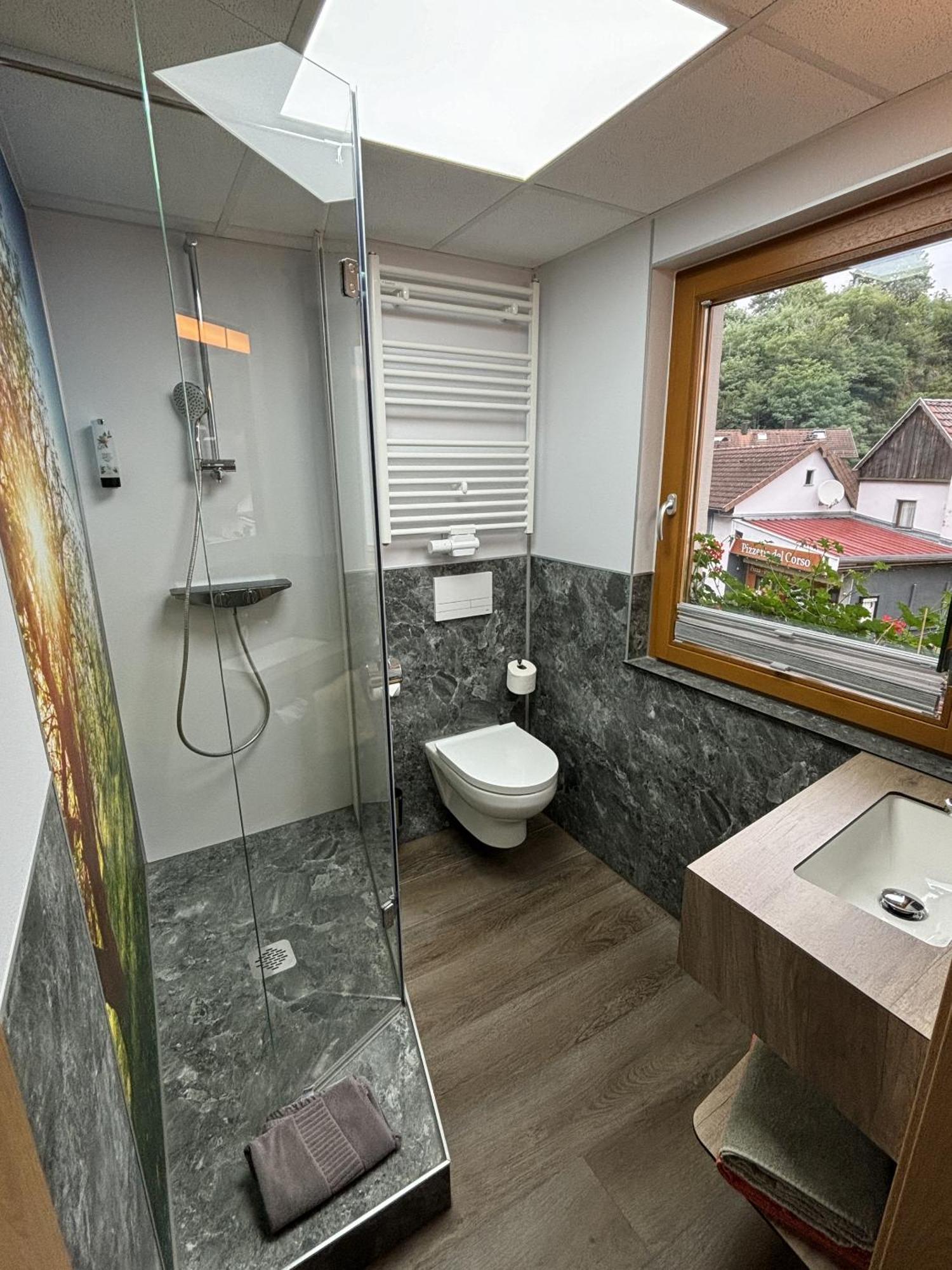 Landgasthaus Zur Linde, Neusatz Buehl  Room photo